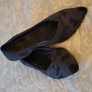 Rothy's The Point Black & Gray Camo Size 10